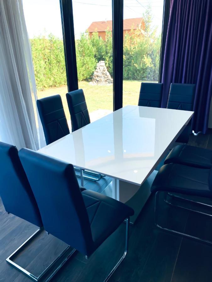 Gulia Luxury 3 Bedroom Pool Villa מראה חיצוני תמונה
