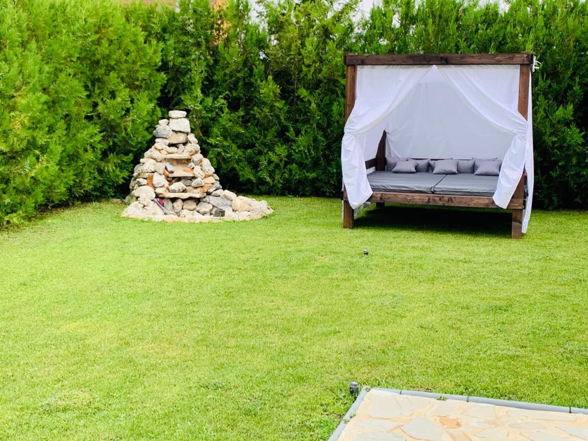 Gulia Luxury 3 Bedroom Pool Villa מראה חיצוני תמונה